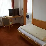 - Kopf 2* リーゲル