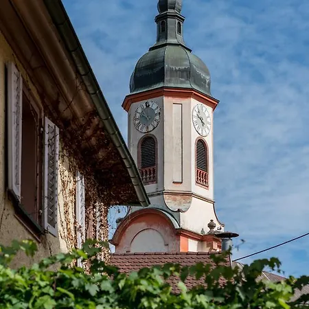 Hotel - Kopf 2*